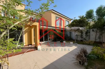 Villa - 5 Bedrooms - 6 Bathrooms for rent in Umm Suqeim 1 - Umm Suqeim - Dubai