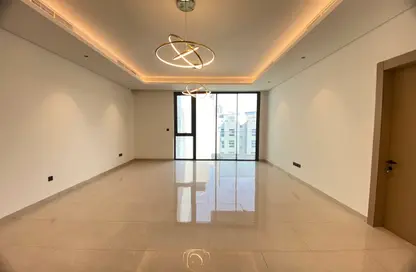 Apartment - 1 Bedroom - 2 Bathrooms for rent in Al Manal La Rose - Jumeirah Village Circle - Dubai