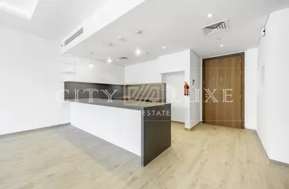 Apartment - 2 Bedrooms - 3 Bathrooms for sale in Central Park Building 1 - Central Park at City Walk - City Walk - Dubai
