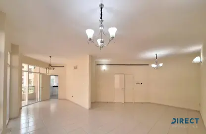 شقة - 2 غرف نوم - 2 حمامات للايجار في مبني دبلومات - أم حرير 1 - أم حرير - دبي