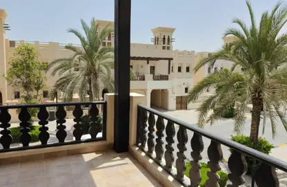 فيلا - 3 غرف نوم - 3 حمامات للايجار في تاون هاوسز قرية الحمرا - قرية الحمرا - رأس الخيمة