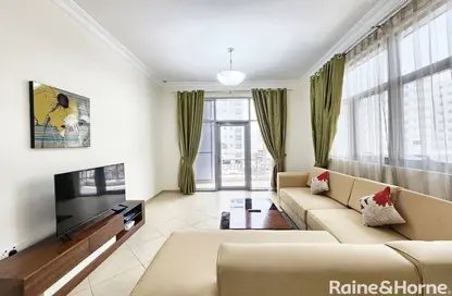Living Room image for: Apartment - 1 Bedroom - 1 Bathroom for rent in Al Barsha 1 - Al Barsha - Dubai, Image 1