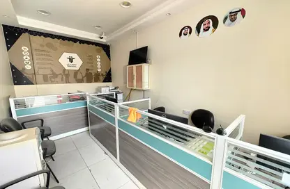 Shop - Studio - 1 Bathroom for rent in Hai Qesaidah - Central District - Al Ain