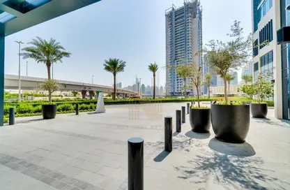 Apartment - 3 Bedrooms - 4 Bathrooms for sale in Vida Residence 2 - Vida Residence - The Hills - Dubai