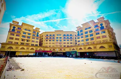 Apartment - 2 Bedrooms - 3 Bathrooms for rent in Muwaileh 29 Building - Muwaileh - Sharjah