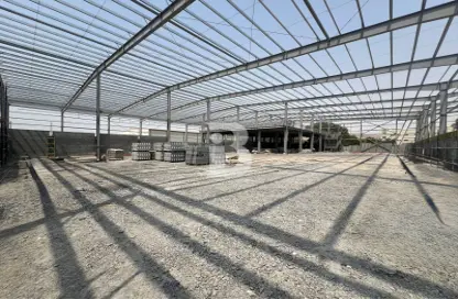 Warehouse - Studio for rent in Phase 1 - Dubai Investment Park (DIP) - Dubai