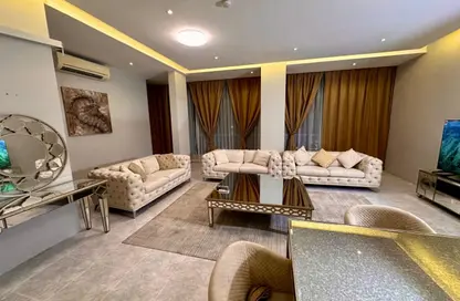 Apartment - 3 Bedrooms - 4 Bathrooms for rent in Al Majaz 1 - Al Majaz - Sharjah