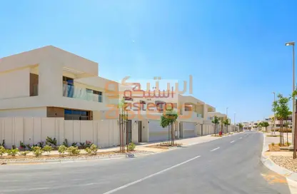 Villa - 5 Bedrooms - 6 Bathrooms for sale in West Yas - Yas Island - Abu Dhabi