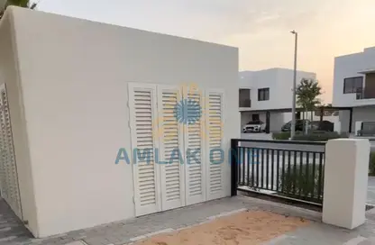 Villa - 4 Bedrooms - 5 Bathrooms for sale in Noya 1 - Noya - Yas Island - Abu Dhabi