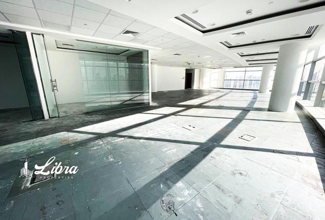 Office Space - Studio - 3 Bathrooms for rent in Shatha Tower - Dubai Media City - Dubai