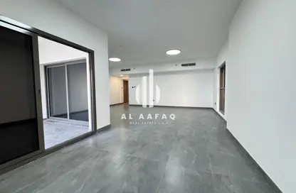 شقة - 3 غرف نوم - 4 حمامات للايجار في المجاز 3 - المجاز - الشارقة