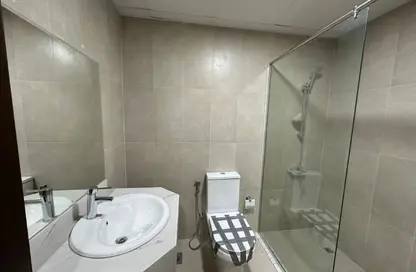 شقة - 2 غرف نوم - 2 حمامات للبيع في قرية الاميرة - الياسمين - عجمان