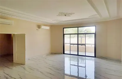 Villa - 5 Bedrooms for rent in Al Saada Street - Al Mushrif - Abu Dhabi