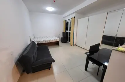 شقة - 1 حمام للبيع في مبنى موارد الرنا - تلال الخيل - القوز - دبي