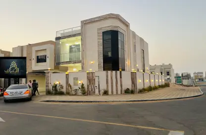 Villa - 5 Bedrooms - 7 Bathrooms for sale in Al Helio 2 - Al Helio - Ajman