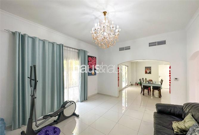 15669992 - Property Image 2