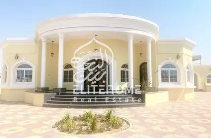 فيلا - 3 غرف نوم - 4 حمامات للبيع في الضاحية 19 - النوف - الشارقة
