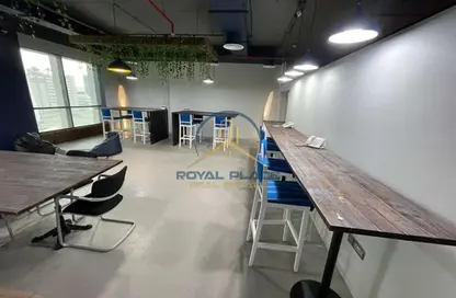 Office Space - Studio - 1 Bathroom for sale in The Regal Tower - Business Bay - Dubai