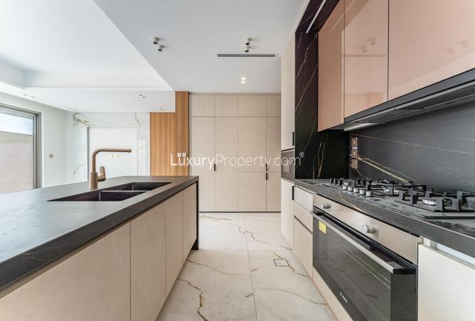 15601030 - Property Image 3