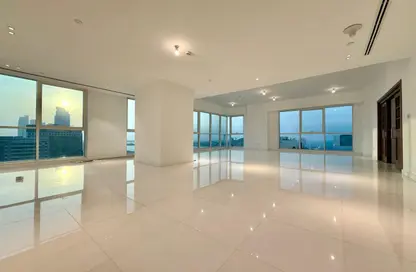 Apartment - 5 Bedrooms - 6 Bathrooms for rent in Corniche Road - Abu Dhabi
