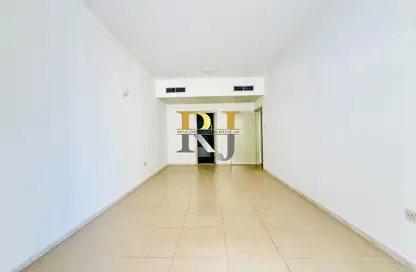 Apartment - 2 Bedrooms - 2 Bathrooms for rent in Mankhool Building - Mankhool - Bur Dubai - Dubai