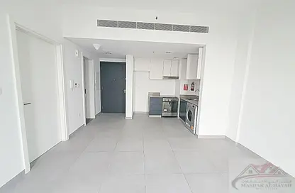 Apartment - 1 Bedroom - 2 Bathrooms for rent in The Solo - Aljada - Sharjah