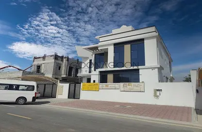 Villa - 6 Bedrooms for sale in Nad Al Sheba 1 - Nad Al Sheba - Dubai