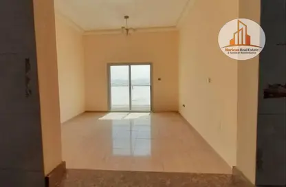 شقة - غرفة نوم - 2 حمامات للبيع في بناية تساهيل - المنطقة الصناعية بالقصيص - القصيص - دبي