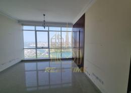 Apartment - 2 bedrooms - 4 bathrooms for rent in Cornich Al Buhaira - Sharjah