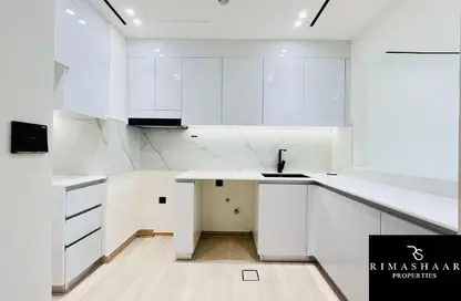 Apartment - 1 Bedroom - 2 Bathrooms for rent in Binghatti Nova - Jumeirah Village Circle - Dubai