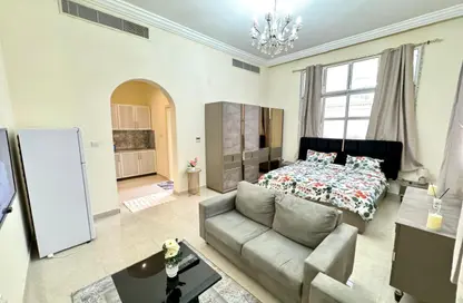 Apartment - Studio - 1 Bathroom for rent in Shakhbout City - Abu Dhabi