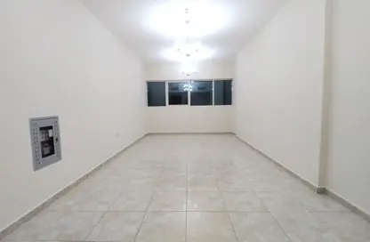 Apartment - 2 Bedrooms - 2 Bathrooms for rent in Al Hafeet Tower - Al Taawun Street - Al Taawun - Sharjah