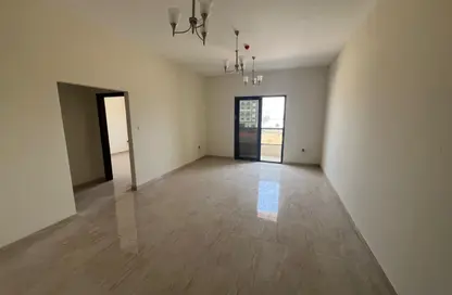 شقة - غرفة نوم - 2 حمامات للايجار في الجرف 3 - الجرف - عجمان وسط المدينة - عجمان