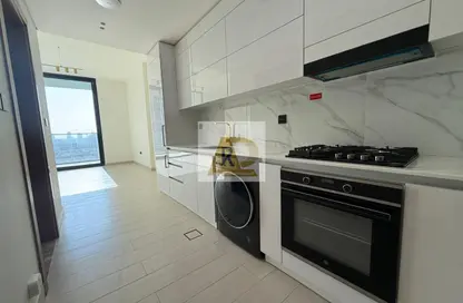 شقة - 1 حمام للايجار في بن غاطي لافندر - الضاحية 10 - قرية جميرا الدائرية - دبي