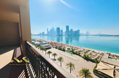Apartment - 3 Bedrooms - 4 Bathrooms for sale in The Fairmont Palm Residence South - The Fairmont Palm Residences - Palm Jumeirah - Dubai