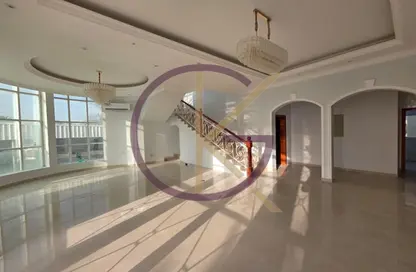 Villa - 5 Bedrooms - 6 Bathrooms for rent in Al Muhaisnah 3 - Al Muhaisnah - Dubai