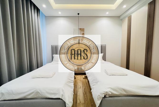 Apartment - 2 Bedrooms - 3 Bathrooms for sale in Diamond Building - Jumeirah Garden City - Al Satwa - Dubai