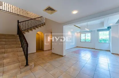 فيلا - 5 غرف نوم - 5 حمامات للايجار في أوليفا - قمم النصر - مدينة دبي الرياضية - دبي