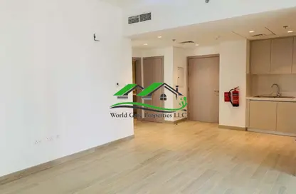 Apartment - 1 Bedroom - 1 Bathroom for rent in Waters Edge - Yas Island - Abu Dhabi