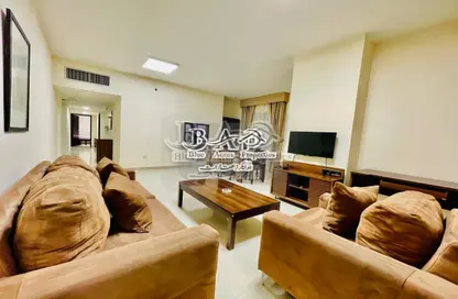 Apartment - 3 Bedrooms - 3 Bathrooms for rent in Al Kali Building - Tourist Club Area - Abu Dhabi