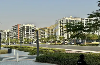 Shop - Studio - 1 Bathroom for rent in AZIZI Riviera 16 - Meydan One - Meydan - Dubai