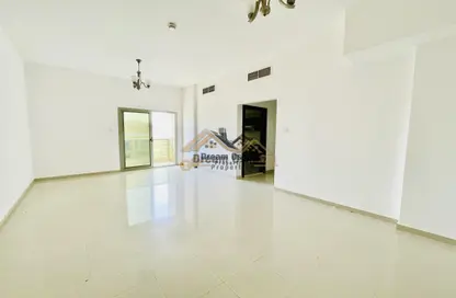 Apartment - 2 Bedrooms - 2 Bathrooms for rent in Al Khair Building - Dubai Silicon Oasis - Dubai