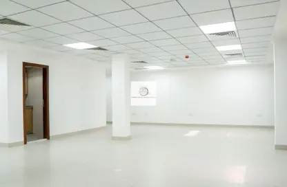 Office Space - Studio - 1 Bathroom for rent in Al Futtaim Tower - Al Rigga - Deira - Dubai