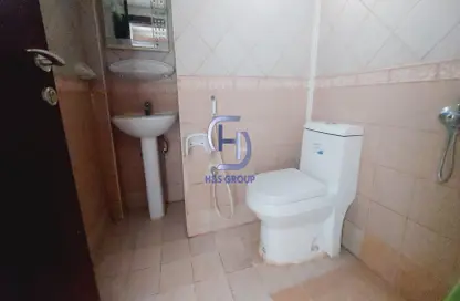 Bathroom image for: Apartment - 1 Bathroom for rent in Al Thani Muwaileh - Muwaileh Commercial - Sharjah, Image 1