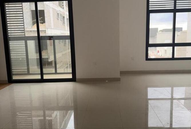 15892903 - صورة العقار 2