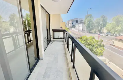 فيلا - 3 غرف نوم - 4 حمامات للايجار في البطين - أبوظبي