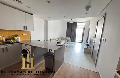 شقة - غرفة نوم - 2 حمامات للايجار في ذا في تاور - مجمع دبي ريزيدنس - دبي لاند - دبي