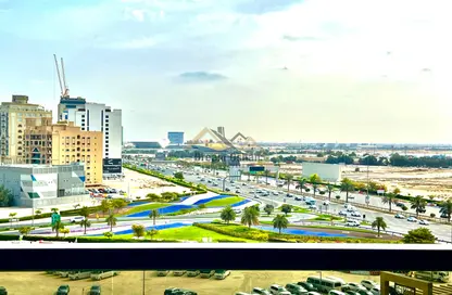 Apartment - 2 Bedrooms - 3 Bathrooms for rent in Sama Al Jaddaf - Al Jaddaf - Dubai