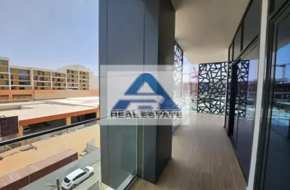 Apartment - 2 Bedrooms - 3 Bathrooms for sale in Oasis 1 - Oasis Residences - Masdar City - Abu Dhabi