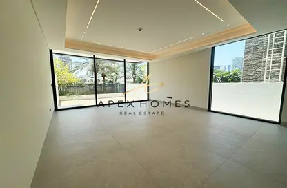Villa - 5 Bedrooms - 6 Bathrooms for rent in District 12V - Jumeirah Village Circle - Dubai